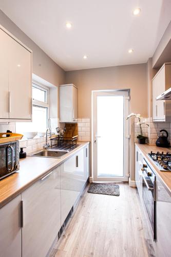 Contractor house, sleeps 7, close to restaurant's & bars, long stays available, Oveyo Accommodation, Middlesbrough (fotografie 6)