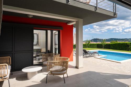 مسبح, Urban Villa D8 with swimming pool and sauna in لابين