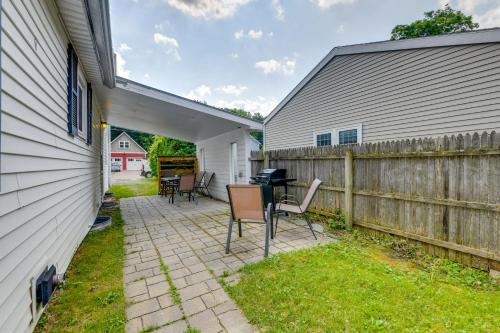 Quiet Home Yard, Patio, Near Downtown Burlington