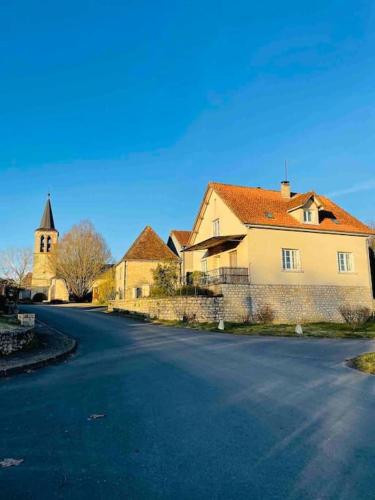 Maison familiale 8 p en vallée de Dordogne - Lot