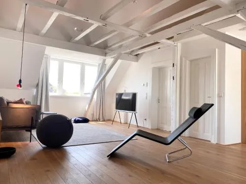 Zehuus mit Domblick und Dachterrasse in Köln, Deutschland