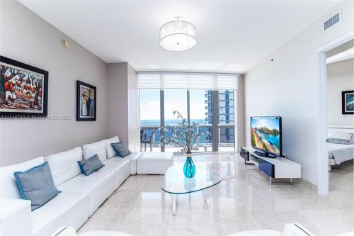 Luxury Oceanfront Sunny Isles Beach Three bedrooms in Miami Beach, USA