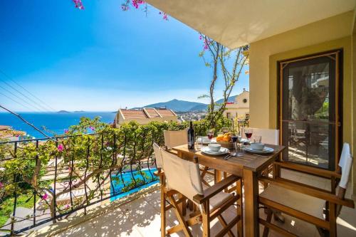 Azure Apartment with Sea view in Kalkan