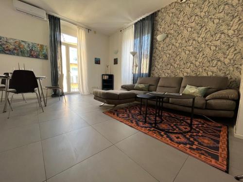 Cinque Terre Luxury Home 4