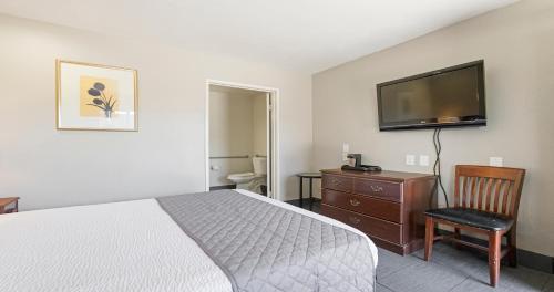 Budget Inn and Suites Stockton Yosemite