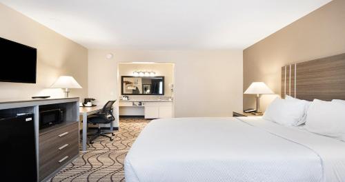 SureStay Plus Hotel by Best Western Sacramento North