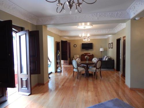 Villa Maria Cristina Hotel