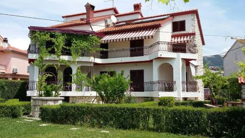 Apartments by the sea Palit Rab - 15794 