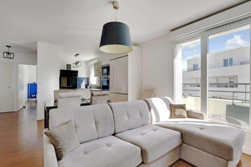 Cosy apartment  balcony -1BR4P- Levallois-Perret - image 5