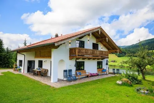 Ferienhaus Froschsee inkl. Chiemgaukarte in Ruhpolding, Deutschland