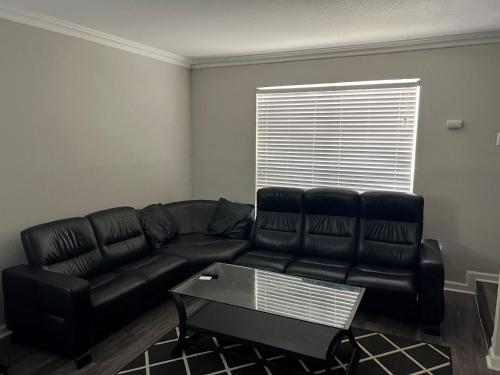 Beautiful 1-bedroom Townhome with nice amenities in Houston, USA