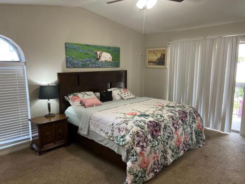 Beautiful 1-bedroom Townhome with nice amenities in Houston, USA