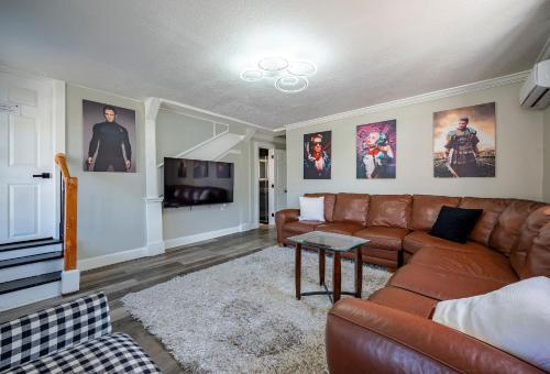 5BR HOME SLEEPS 16 DOWNTOWN/Pet Friendly/EV Charger in Houston, USA