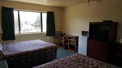 Safari Inn Motel