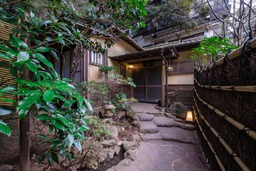 AOI-Japanese-Style Room with Hotspring Semi-Open Air Bath image 6