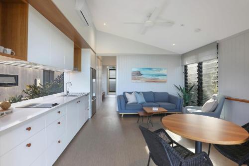 ห้องครัว, รีเฟลกชันส์ ฮอลิเดย์ พาร์คส์ บอนนี ฮิลส์ (Reflections Holiday Parks Bonny Hills) in บอนนีฮิลล์