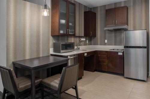 Residence Inn by Marriott Portland Vancouver - image 14