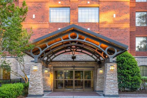 Staybridge Suites Wilmington East an IHG Hotel - image 4
