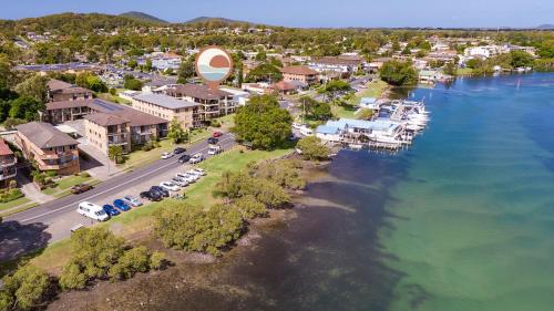 Horizons 3, Forster (foto 3)