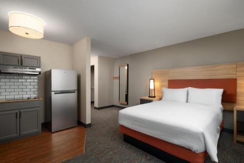 Candlewood Suites St Louis St Charles, an IHG Hotel