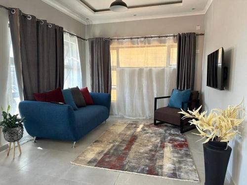 B&B Gaborone - The Urban Hub in Block 5 - Bed and Breakfast Gaborone