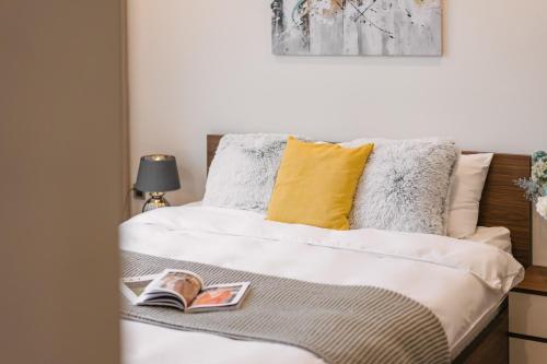 Vinhomes Metropolis - Serviced Apartment