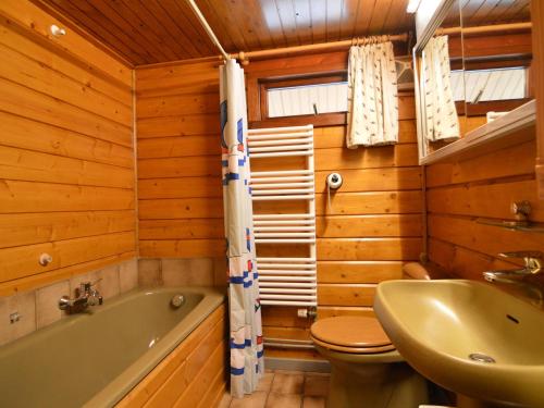 Comfortable Chalet in Ovifat near Ski Lift