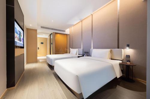 Atour Hotel Nanjing Pukou Economic Development Zone Qiaolin