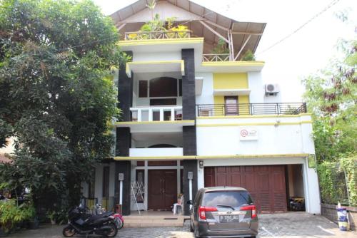 Homestay at Candi Gebang by ecommerceloka