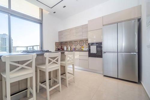 Luxury penthouse Bat -yam in Bat Yam