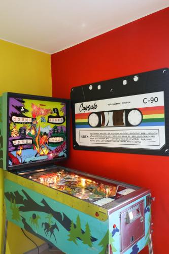Capsule 90's - Balnéo - Sauna - Flipper - Billard - Netflix - Nintendo Switch & Jeux -, Mons (fotografie 8)