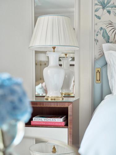 479135306 The Dorchester - Dorchester Collection