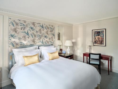 479135414 The Dorchester - Dorchester Collection