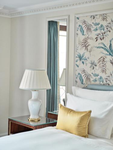 479135471 The Dorchester - Dorchester Collection