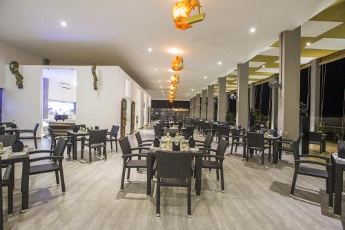 Restoranas, Aliya Resort and Spa in Sigirija