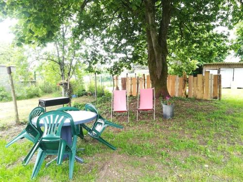 Dārzs, Gîte indépendant neuf, idéal vacances nature au calme, proche rivières, N147 & Civaux (Gite independant neuf, ideal vacances nature au calme, proche rivieres, N147 & Civaux) in Lusaka Lešato