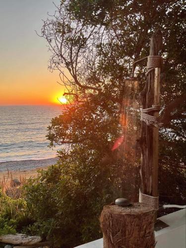 Shambala Beach House-where mountains meet the sea