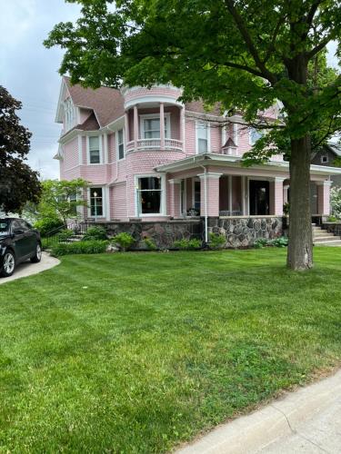Market St Manor Bed and Breakfast in Nappanee (Indiana)