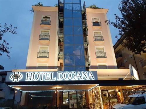 Hotellet från utsidan, Hotel Dogana in San Marino