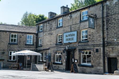 The White Horse Inn - Accommodation - Holmfirth