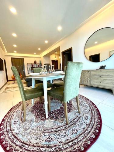 キッチン, Tranquility in the Midst of Vibrance in ナイロビ