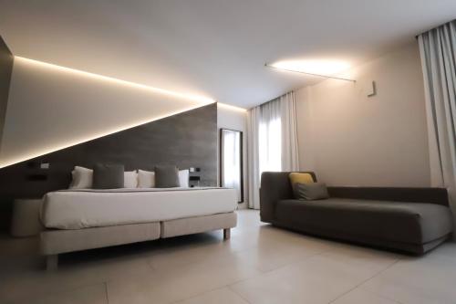 Standard Suite room in Plaza Mercado by MYR Hotels
