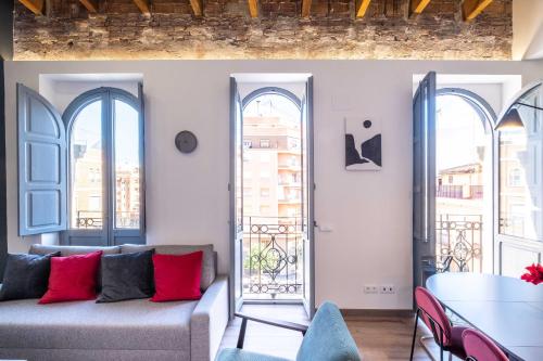 Spacious Penthouse with Massive Terrace, Valencia (photo 9)