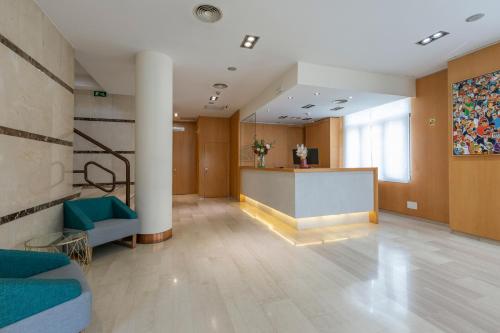 Lobby, Hotel Porcel Torre Garden in Ciudad Lineal