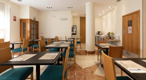 Hotel Porcel Torre Garden - image 9