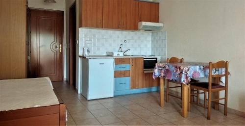 HotelApart Filoxenia - image 2