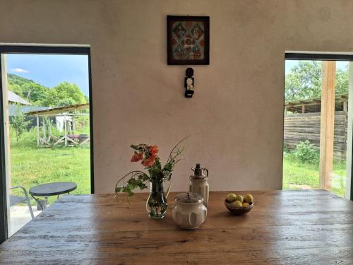 Saint Friday Cottage - Retreat, Garden and Forest in Vâlsănești