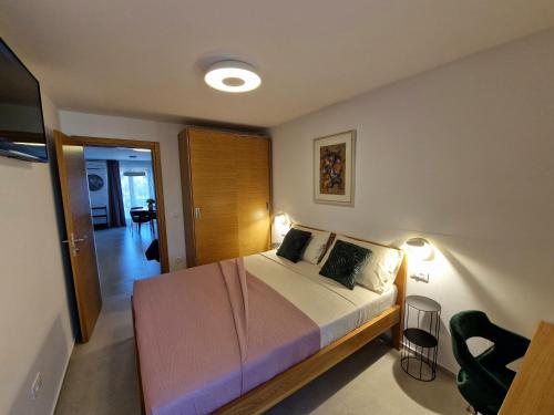 Two-Bedroom Apartment with Balcony image 9