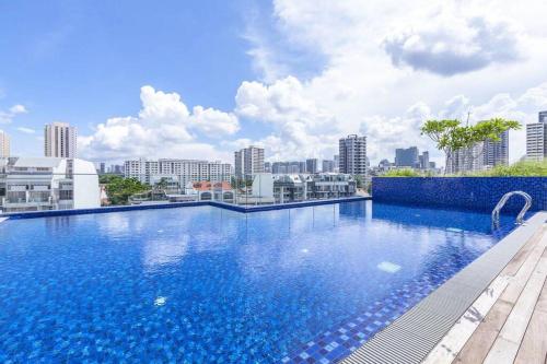 Centralize Stylish Loft Apartment Near MRT 市中心全景屋