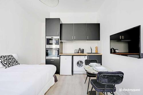 Cosy studio in the heart of Belleville 2